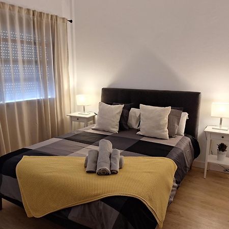 Habitacion Con Bano Privado En Un Piso Con Familia サンタ・クルス・デ・ラ・パルマ スペイン エクステリア 写真